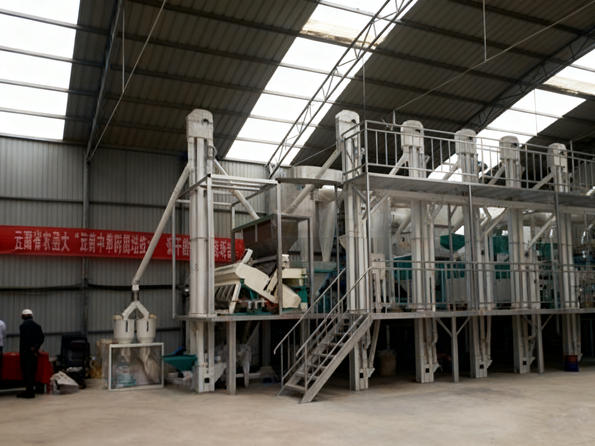 山西日產(chǎn)120噸玉米深加工設(shè)備項(xiàng)目現(xiàn)場(chǎng)