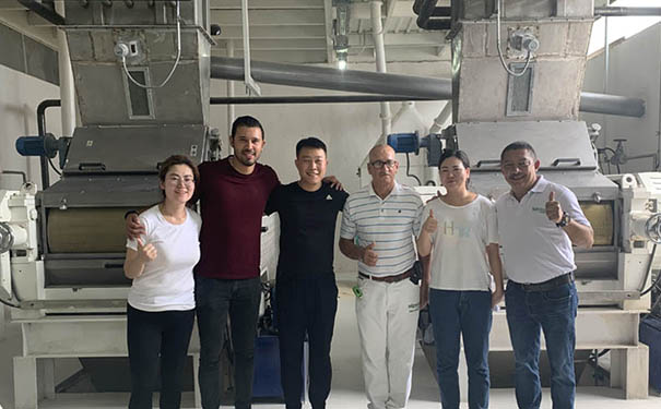 燕麥片加工成套設(shè)備實(shí)拍圖片