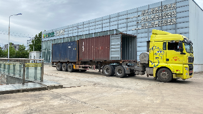 6月17日，華豫萬通14套玉米制糝制粉機(jī)組發(fā)往莫桑比克