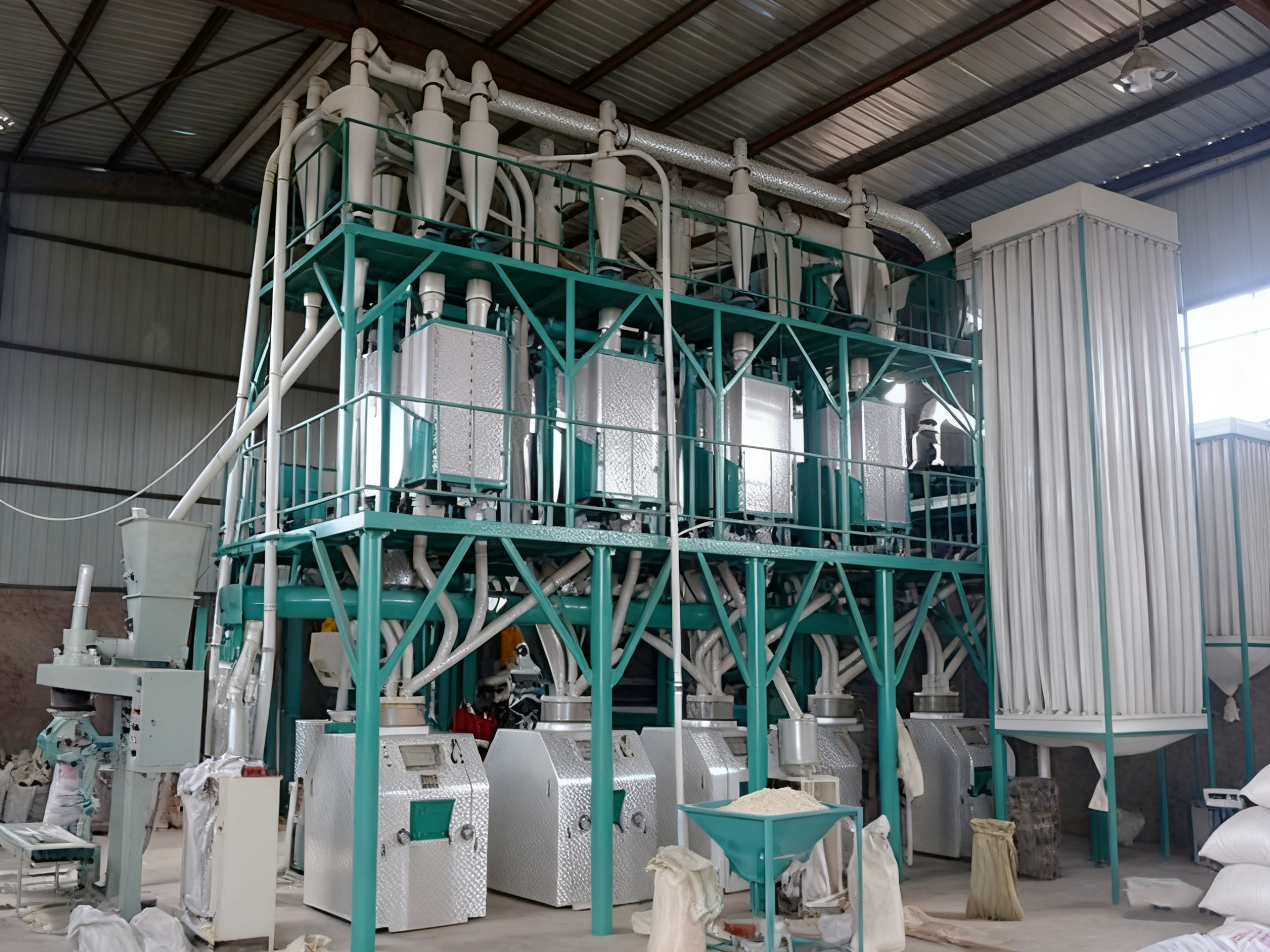 天津日產(chǎn)80噸級(jí)玉米加工設(shè)備客戶(hù)加工現(xiàn)場(chǎng)