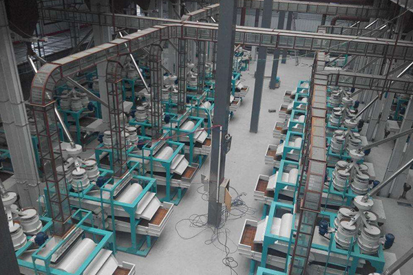 薏米加工成套設(shè)備實(shí)拍圖片