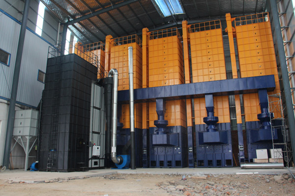 糧食烘干機(jī)實(shí)拍圖片